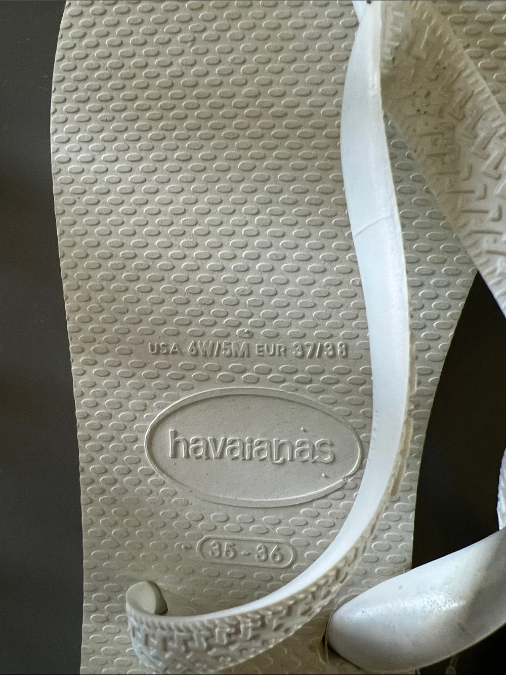 Havaianas Women’s Flip Flops in White Size 6W/5M